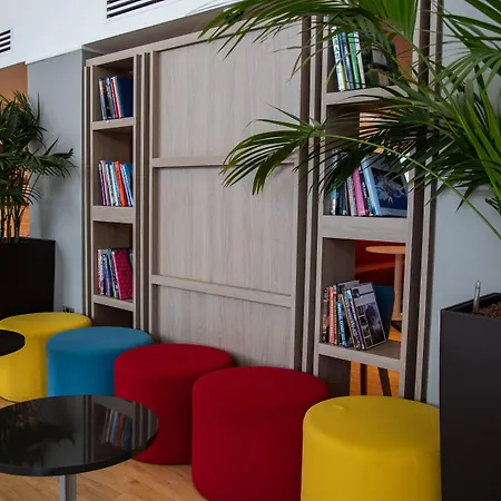 Holiday Inn Express London Stansted Airport By Ihg-3